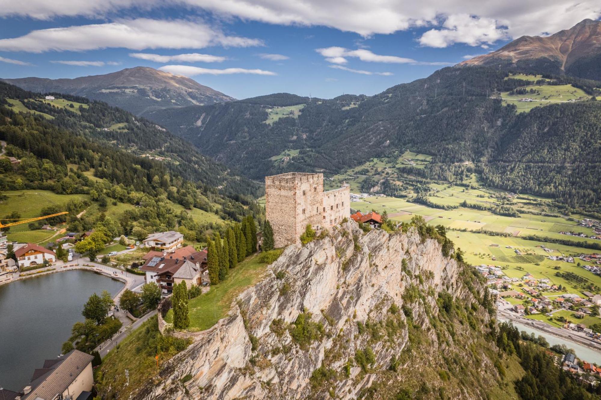 Apart Burgpanorama Lägenhet Ladis Exteriör bild