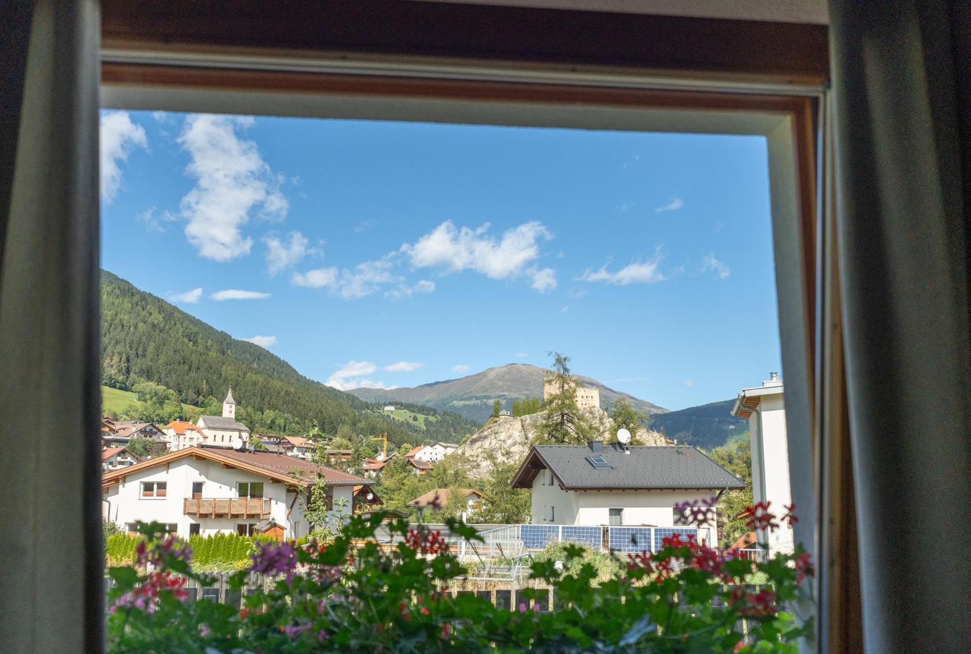 Apart Burgpanorama Lägenhet Ladis Exteriör bild