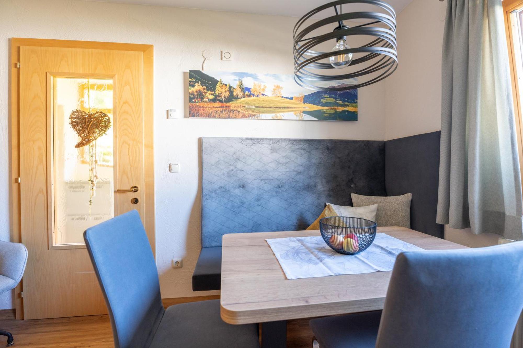 Apart Burgpanorama Lägenhet Ladis Exteriör bild
